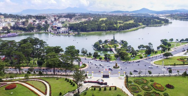 DALAT BY AIR 
